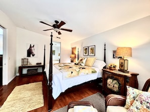 4 bedrooms, bed sheets
