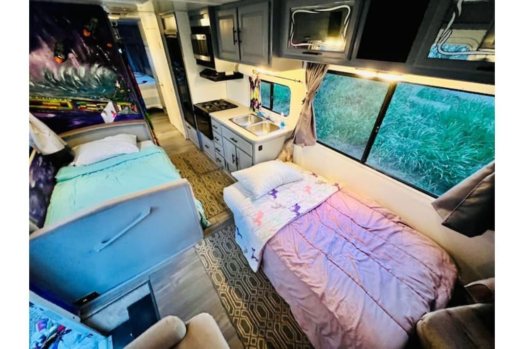 San Diego RV Down Town 20 Minutes Sea World 25 Min