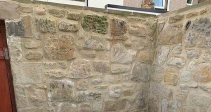 The Rockpool - Private HOT TUB + Sea Views