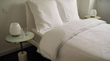 2 chambres, lit parapluie, Wi-Fi gratuit, draps fournis