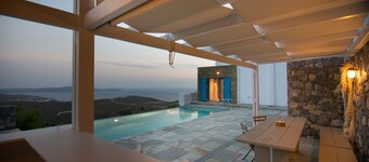 Boven op een Berg Hebt u de Prachtigste Uitzicht van Heel het Eiland