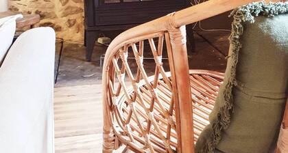 Authentic and charming renovated house between nature and comfort