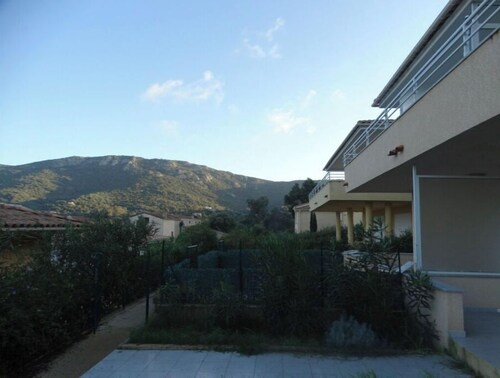 T3 Les pieds dans l'eau: sea view - Air-conditioned, equipped apartment - Golf Campomoro