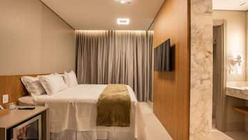 Deluxe Double Room, 1 King Bed