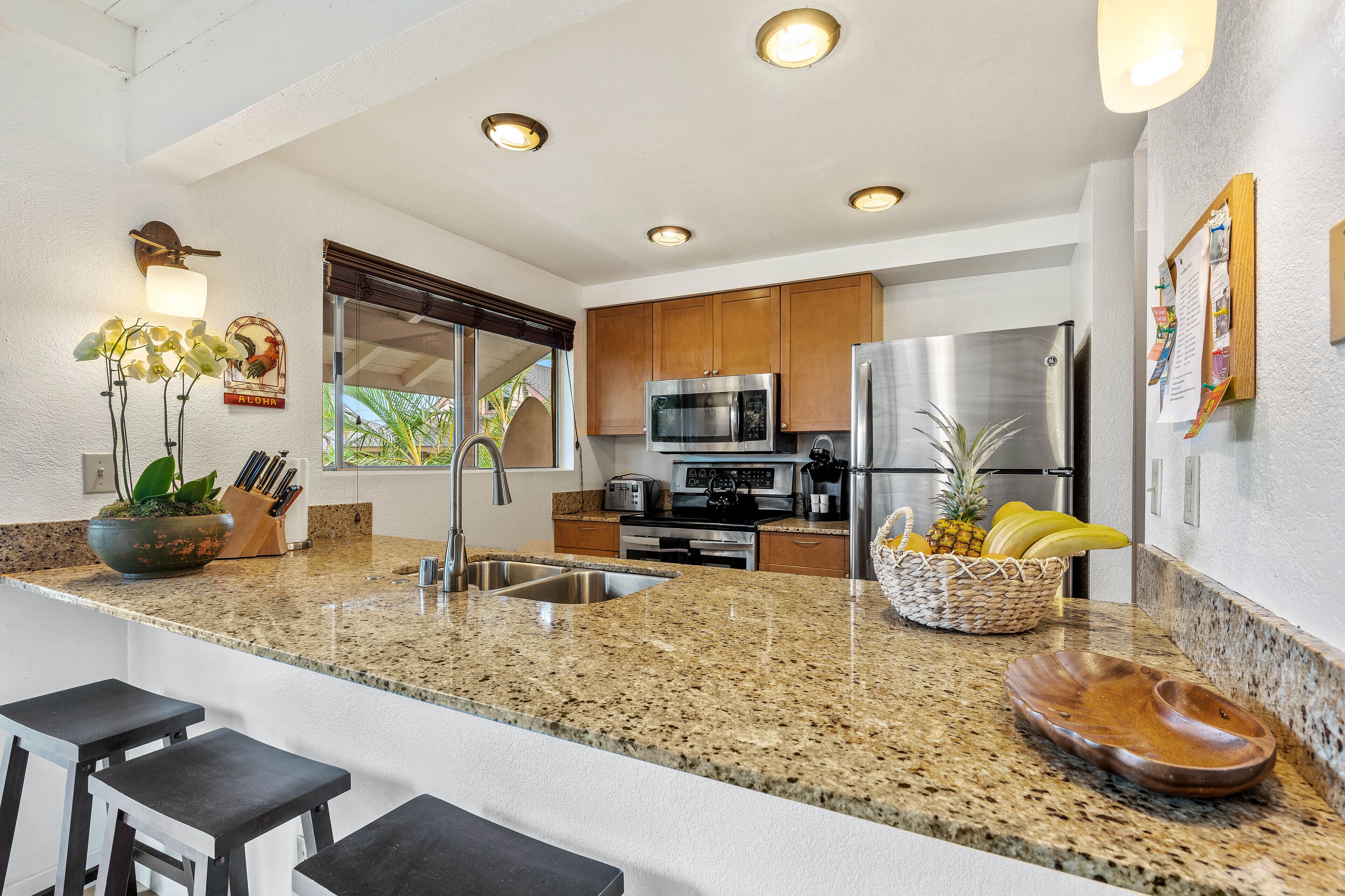 Princeville Gem, Walk to Beaches, Shopping/Dining