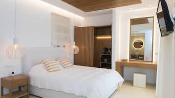 Suíte estúdio elite | Frigobar, cofres nos quartos, individualmente decorados