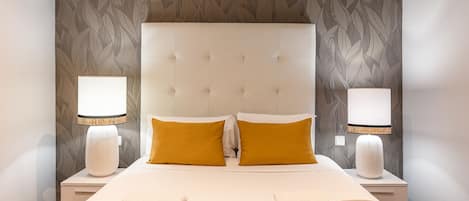 1 slaapkamer, een strijkplank/strijkijzer, gratis wifi, beddengoed
