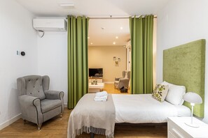 2 bedrooms, iron/ironing board, free WiFi