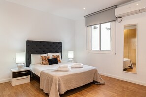 2 sovrum, strykjärn/strykbräda, gratis wi-fi och sängkläder