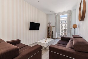 TV - Waou Apartamentos en Sol Confort 9 (Madrid)