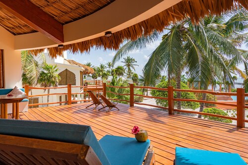 San Pedro 4 bedroom, 6 bathroom Villa Diamond, ocean views, concierge onsite