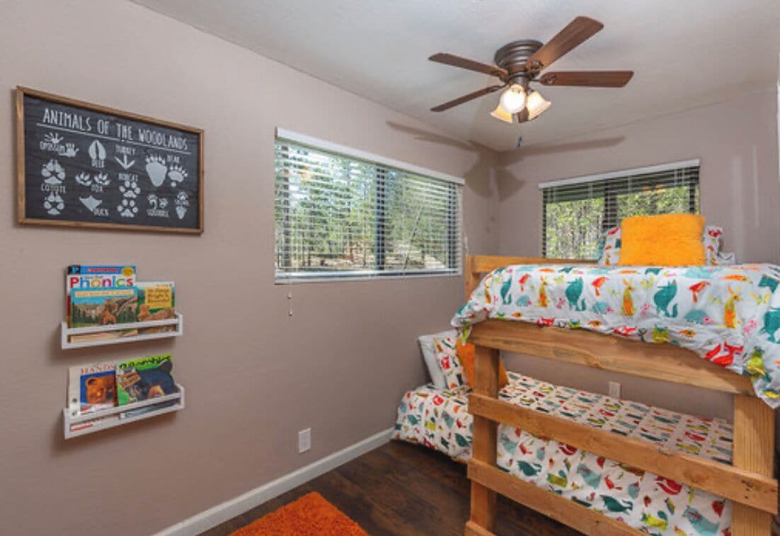 3 makuuhuonetta, silitysrauta/-lauta, vauvan matkasänky, ilmainen Wi-Fi