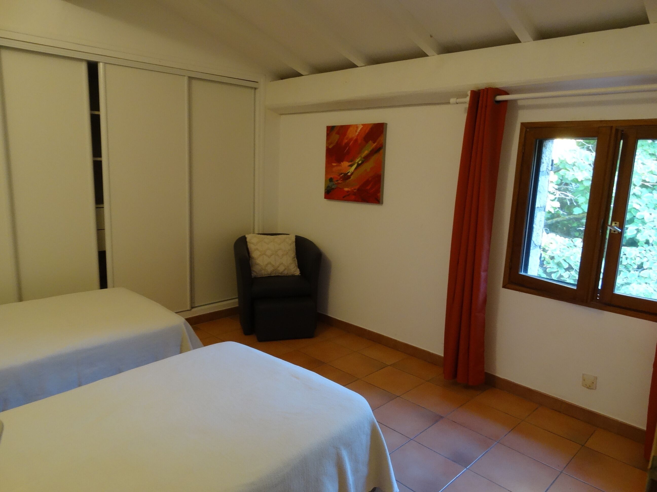 3 habitaciones, wifi y ropa de cama 