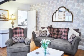 TV, DVD-spiller og kontorer