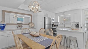 茶具/咖啡用具、冰箱、微波炉、烤箱