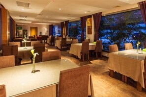 Restaurant - Xixia Kunpeng Hotel (Xixia)