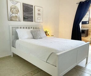 1 dormitorio, escritorio, tabla de planchar con plancha y wifi gratis