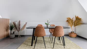 Comfort Apartment | In-room dining