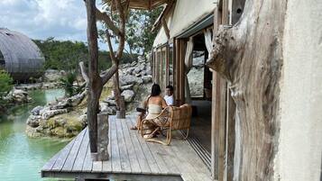 Presidential Overwater Suite | Hypoallergeen beddengoed, individueel gedecoreerd