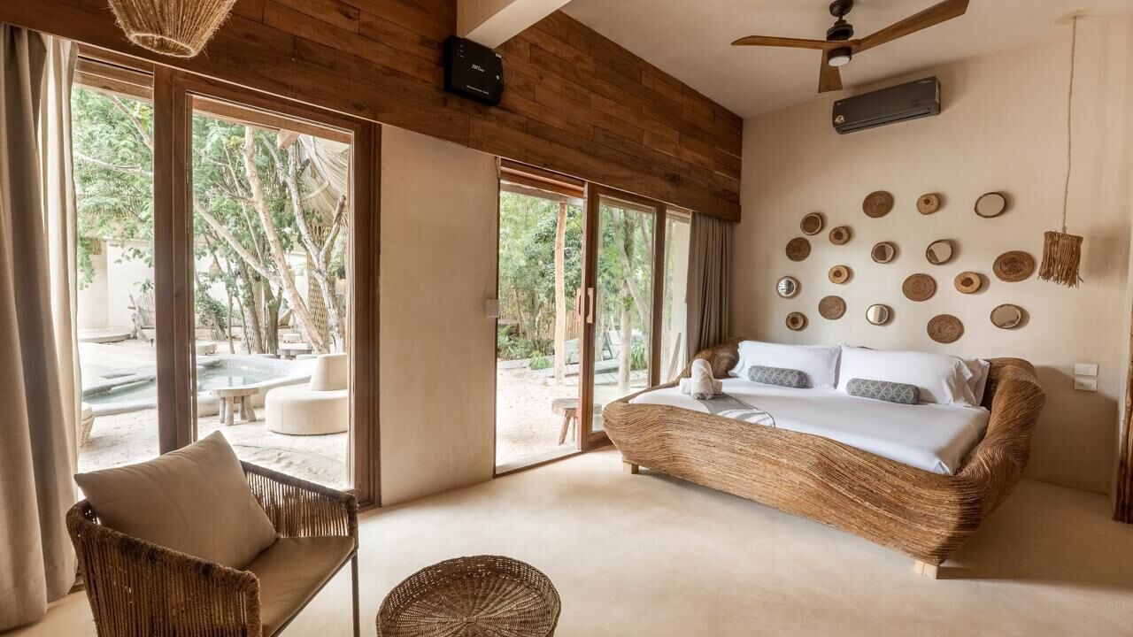 Junior Suite with Large Terrace | Literie hypoallergénique, articles gratuits dans le mini-bar