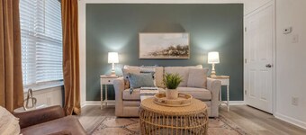 Clean and Stylishly Decorated 