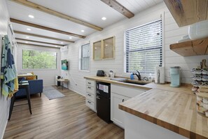 Fridge, microwave, coffee/tea maker, toaster