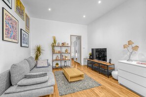 Fernseher, Stereoanlage