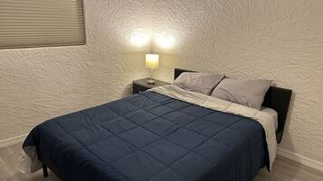 3 bilik tidur, meja, Wi-fi, cadar katil