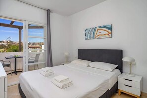 2 bedrooms, iron/ironing board, free WiFi, bed sheets - Golfers paradise by Costarentals - Ref 57 (Las Lagunas de Mijas)