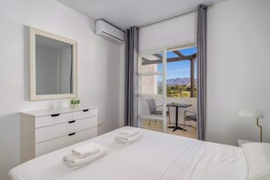 2 bedrooms, iron/ironing board, free WiFi, bed sheets - Golfers paradise by Costarentals - Ref 57 (Las Lagunas de Mijas)