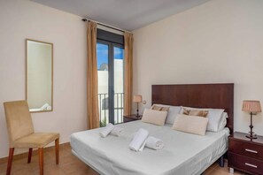 2 makuuhuonetta, silitysrauta/-lauta, Wi-Fi, vuodevaatteet