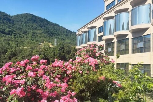 Jiuzhou Jindu Hotel