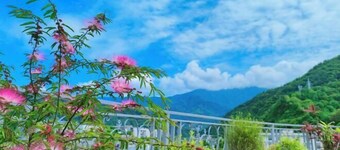 Jiuzhou Jindu Hotel