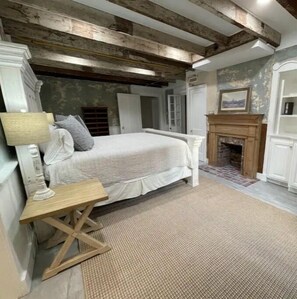 4 bedrooms
