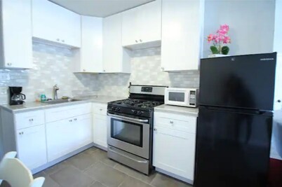 Central & Convenient, Airport-5Min, Anywhere-10Min