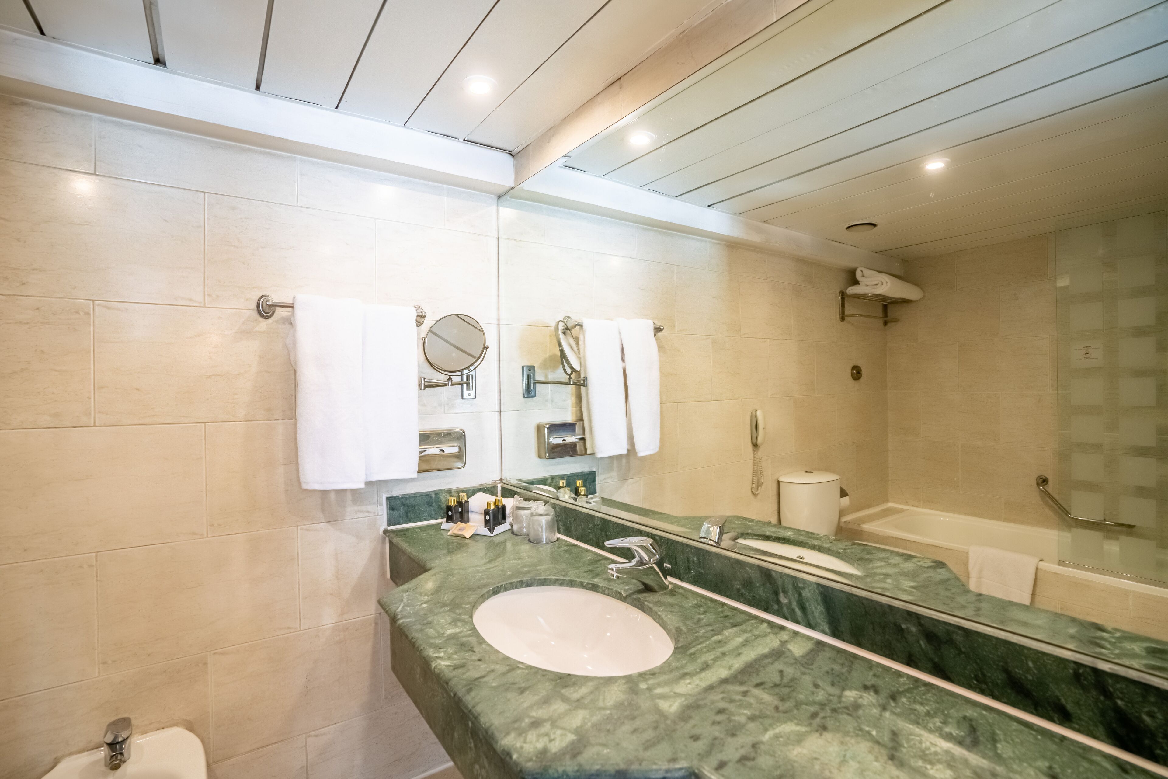 Photo - Azal Pyramids Hotel