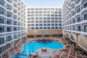 View from room - Azal Pyramids Hotel (Giza)