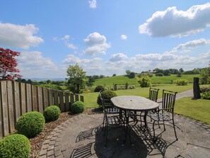 Interior - The Marshes (Welshpool)
