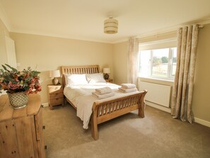 Interior - The Marshes (Welshpool)