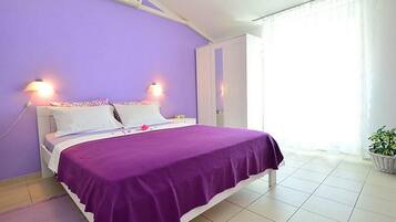 Studio (Premium Studio Apartment with Balcony) | 2 bilik tidur, katil bayi/kot (surcaj)