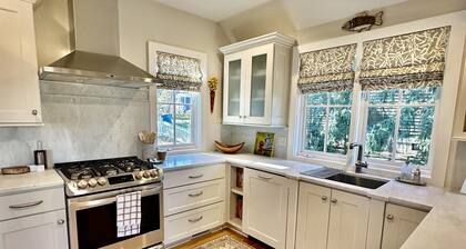The perfect location! The Postcard Cottage in the heart of downtown Douglas.