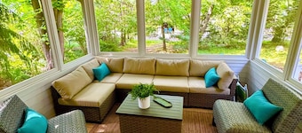The perfect location! The Postcard Cottage in the heart of downtown Douglas.