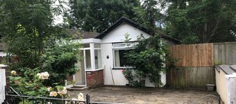 Whole House Cottage  with huge Garden