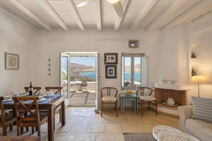 Dining - Naousa Bay Views with pool - Villa Caroline (Naousa)