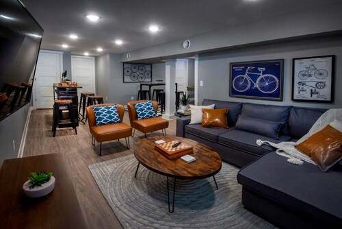 The Cozy Colfax House