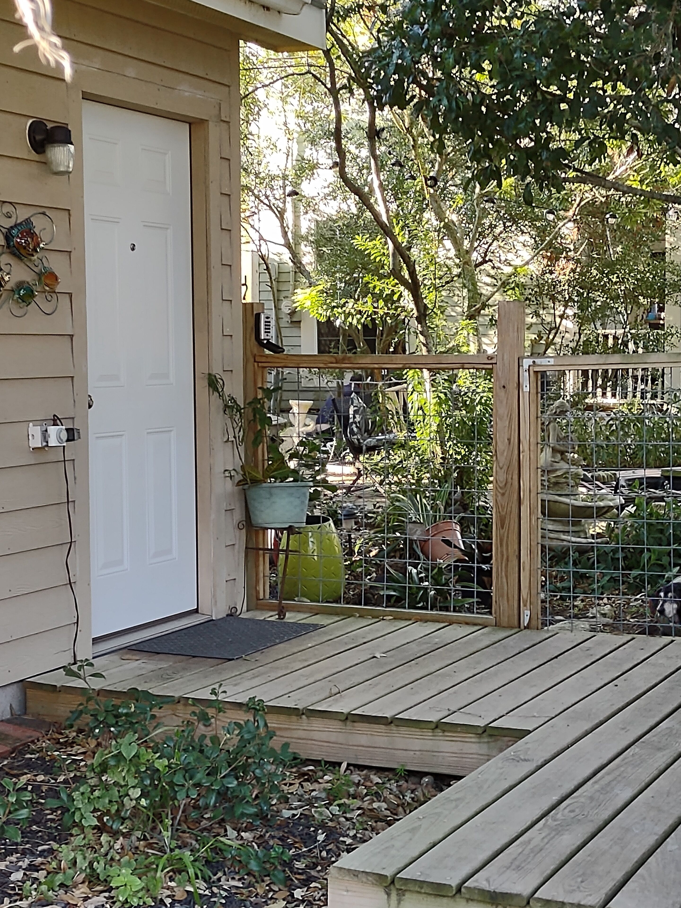  Close to beach and amenities - for one or two.