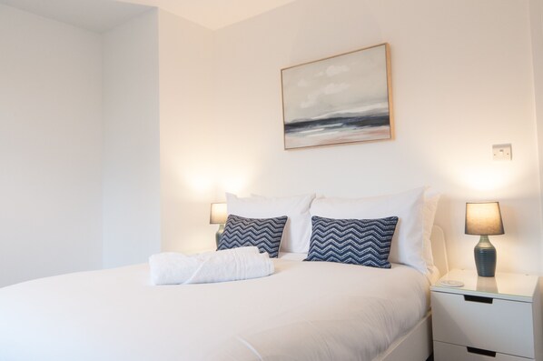 3 bedrooms, iron/ironing board, free WiFi, bed sheets