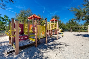 Área de juegos infantiles al aire libre
