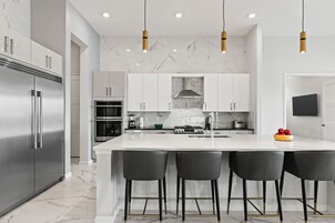 House (11-Bedroom Home with Bowling Alley) | 6 bedrooms, premium bedding, individually decorated