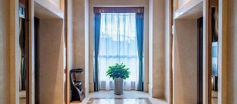 Vienna International Hotel (Guiyang Yunyan District Future Ark Branch)